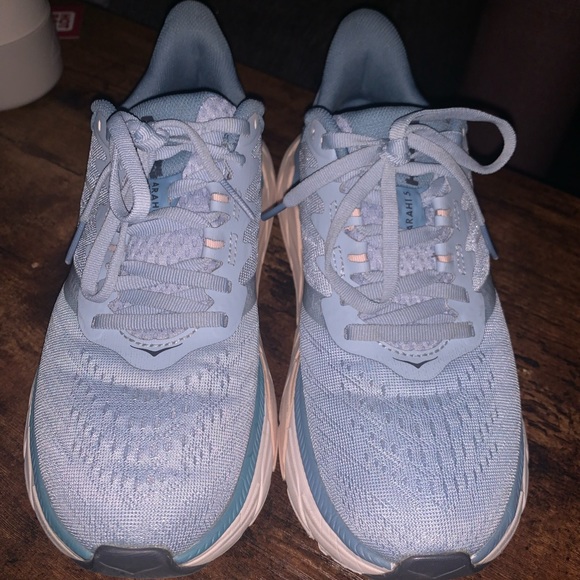 HOKA running shoes. Only worn a handful on times. Great condition - Picture 3 of 4